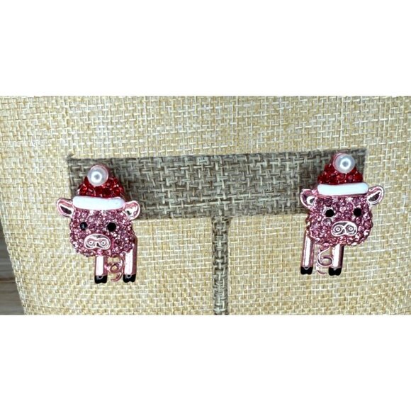 Betsey Johnson Christmas Holiday Pig Dangle Earrings With Santa Hat & Pearl - Picture 1 of 13